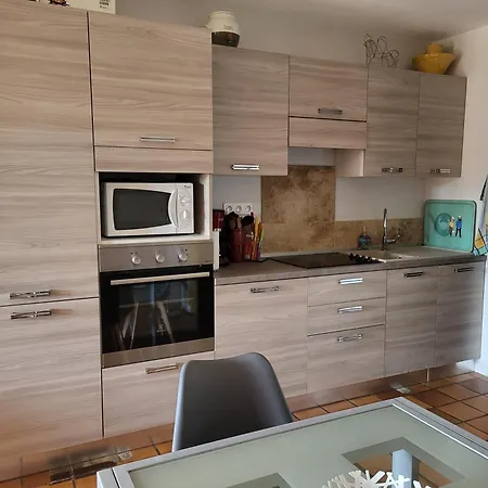 Studio * Saint-Raphael (Var)